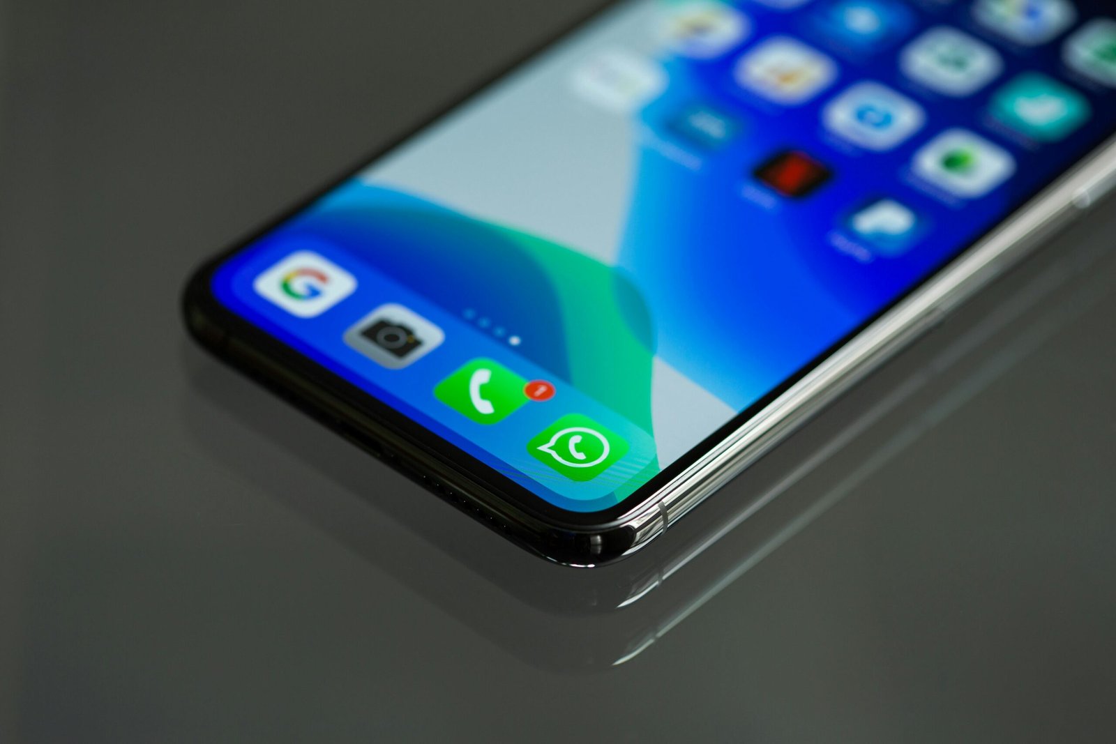 Cara Mudah Melindungi Akun WhatsApp dari Hacker