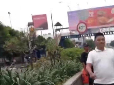Viral! Teguran Abu Rokok Berujung Pemukulan di Kota Serang