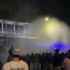 Demo Mahasiswa Tolak PPN 12 Persen di Patung Kuda Dibubarkan Aparat!