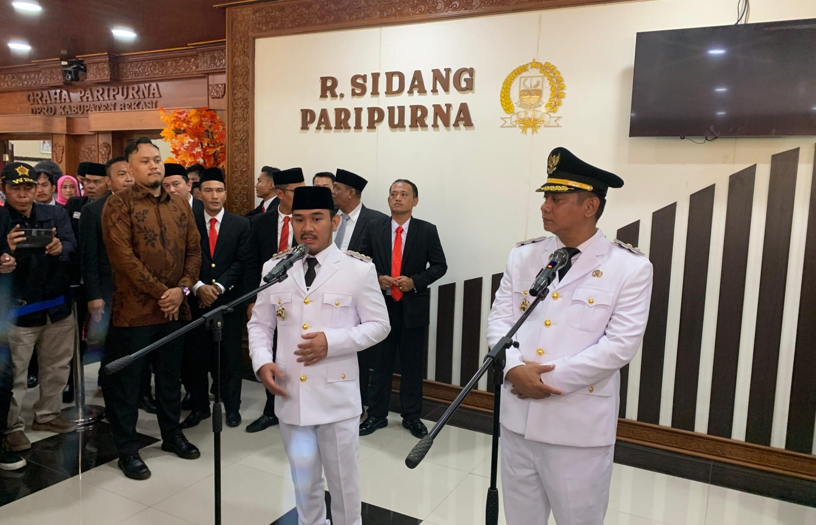 Tak Hanya Jalan dan Sarana Umum, Ini Prioritas Bupati Bekasi dalam 100 Hari Pertama