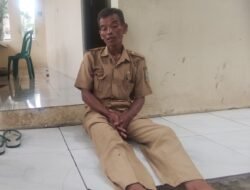 21 Tahun Jadi Honorer, Karsin Tunaikan Nazar Jalan Kaki 35 Km ke Kantor Pemkab Bekasi