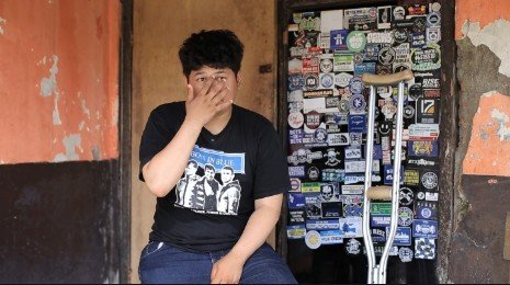 Kisah Haru Fikri, Driver Ojol di Cikarang yang Tak Gentar Mengejar Mimpi: Kita Bisa!