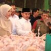 Bupati Bekasi Sidak Pasar Cibarusah, Pastikan Harga Bahan Pokok Stabil Jelang Lebaran