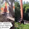 Viral Jembatan Roboh di Cibitung Bekasi, Sampah Jadi Biang Kerok