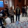 Polisi Ungkap Produksi Galon Palsu Bermerek Le Minerale di Bekasi, Isi Air Sumur Tercemar