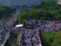 Ribuan Warga Bekasi Padati Stadion Wibawamukti dalam Aksi Solidaritas Palestina Jilid II