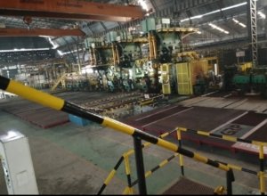 Gelombang baja impor kembali menekan industri nasional. Produsen lokal harus berjibaku agar tetap kuat menghadapi persaingan pasar yang kian ketat.