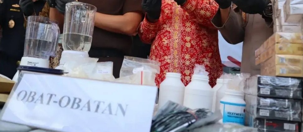 Barang bukti 92 kasus dimusnahkan Kejari Bekasi.