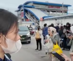 Perjalanan KRL Cikarang terganggu, Kamis pagi (18/12/2025).