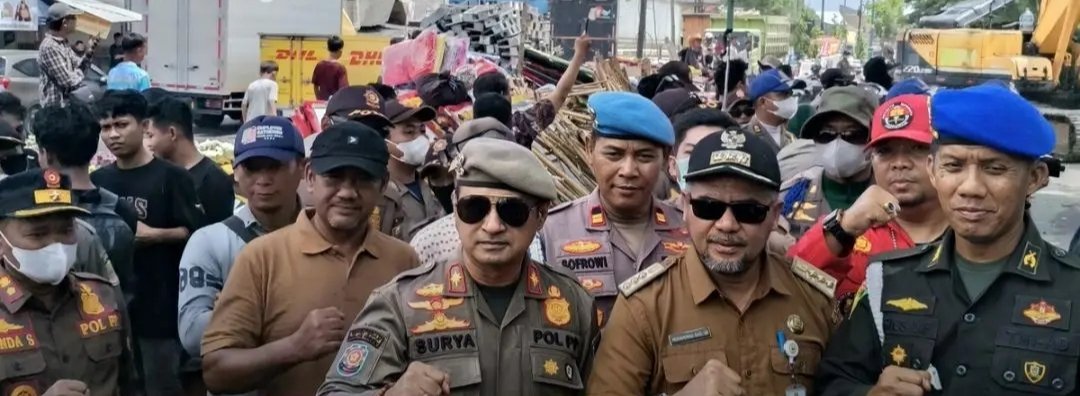 Pemkab Bekasi tegaskan penertiban bangli Kalimalang tanpa tebang pilih.