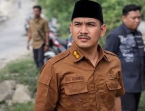 Rumah pribadi Bupati Bekasi jadi lokasi pengamanan ketat.