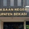 Kejaksaan Agung ganti Kejari Bekasi saat kasus suap proyek disidik KPK.