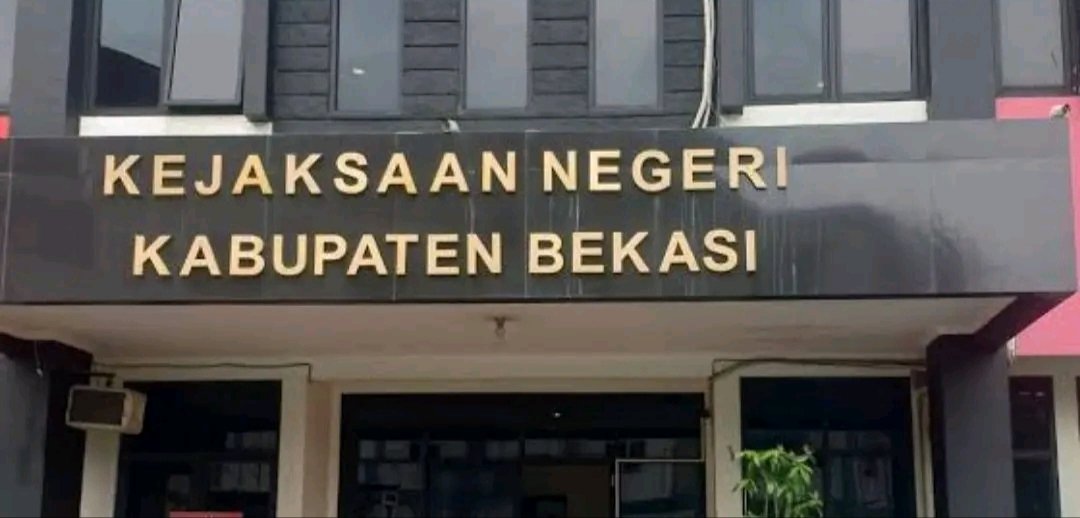 Kejaksaan Agung ganti Kejari Bekasi saat kasus suap proyek disidik KPK.