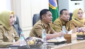 Plt Bupati Bekasi keluarkan imbauan menyambut Tahun Baru 2026.