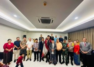 Natal bersama jemaat HKBP Cikarang berlangsung khidmat dan penuh kebhinekaan