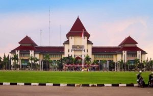 Rp422 miliar Silpa APBD kabupaten Bekasi 2025, anggaran ada, serapan dipertanyakan.