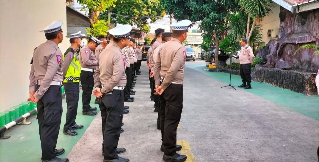 Aparat keamanan di Kabupaten Bekasi siaga penuh jelang malam Tahun Baru 2026.