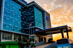 Dirut Perumda Tirta Bhagasasi dilaporkan ke Kejari Bekasi.