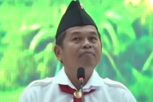 Pemprov Jabar larang penanaman kelapa sawit di seluruh wilayah.