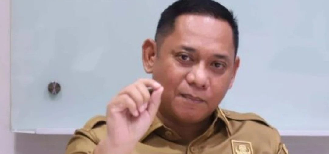 Plt Bupati Bekasi Asep Surya Atmaja menegaskan layanan kesehatan wajib diberikan tanpa melihat kepesertaan BPJS.