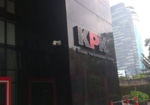 Kasus dugaan korupsi kuota haji menyeret dua nama: Gus Yaqut dan mantan staf khususnya, Gus Alex.