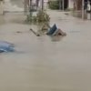 Banjir merendam wilayah Kabupaten Bekasi, warga mulai mengungsi.