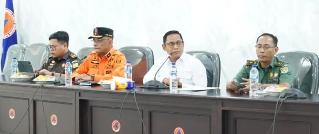 Pemkab Bekasi menetapkan Tim Liaison Officer (LO) Siaga Darurat Banjir 2026 melalui surat perintah yang ditandatangani Plt Bupati Bekasi.