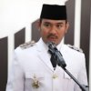 Bupati Bekasi nonaktif Ade Kuswara Kunang membantah mengetahui dugaan suap ijon proyek di lingkungan Pemkab Bekasi. Ia mengaku baru menjabat sekitar sembilan bulan saat diperiksa KPK.