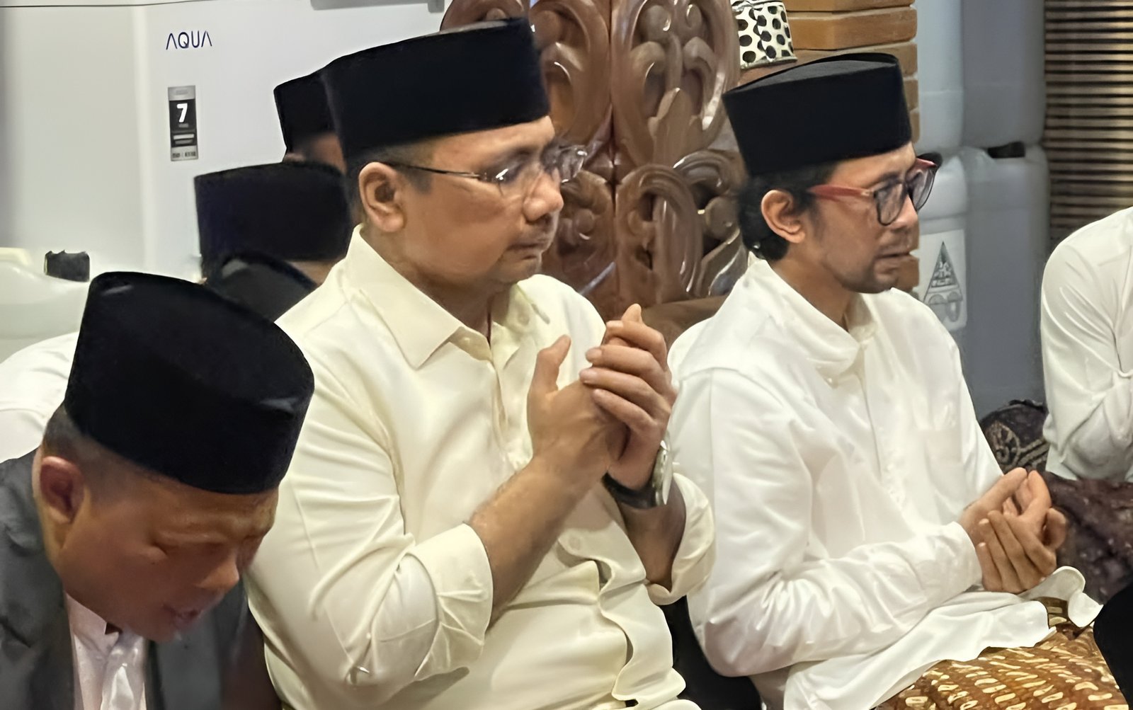 Ketua RT Zaenal Abidin menjelaskan sosok mantan Menag Yaqut Cholil Qoumas di lingkungan Kelurahan Leteh, menyusul status tersangka kasus dugaan korupsi kuota haji.