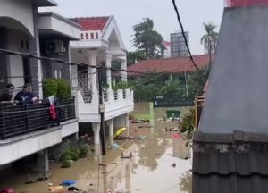 Program normalisasi sungai di Kabupaten Bekasi terhambat keterbatasan anggaran dan belum jadi prioritas daerah.