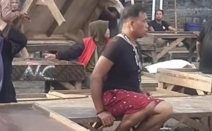 Aktivitas Pasar Tumpah SGC dipindahkan ke halaman depan Pasar Baru Cikarang. Pedagang mulai menata lapak dan menunggu kepastian terkait skema pengelolaan pasar.