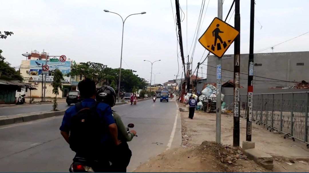 Ilustrasi jalan RE Martadinata di Cikarang Utara.