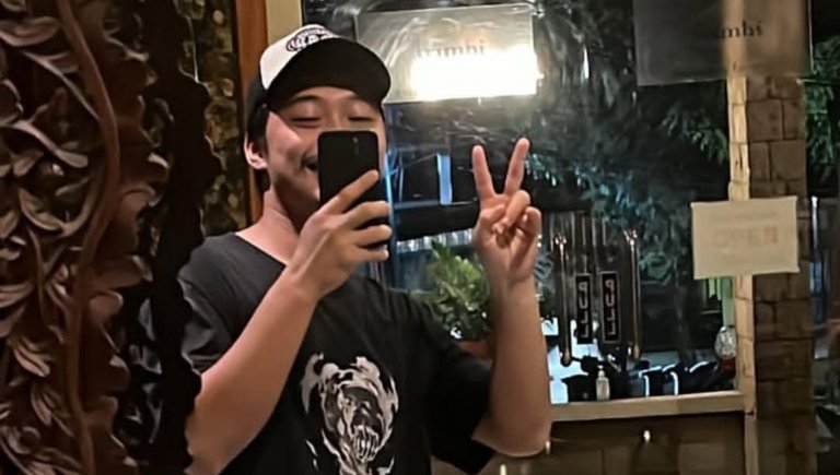 Akun media sosial Pandu Bone, influencer asal Bekasi, disorot publik menyusul dugaan masalah kerja sama endorse dengan pelaku UMKM. (Instagram)