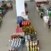 Aktivitas jual beli di pasar tradisional Kabupaten Bekasi menjelang Ramadhan. Disdag memastikan kenaikan harga di awal puasa merupakan dampak lonjakan permintaan, bukan kelangkaan stok.