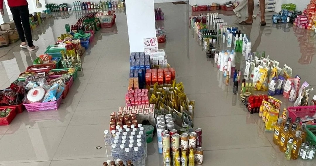 Aktivitas jual beli di pasar tradisional Kabupaten Bekasi menjelang Ramadhan. Disdag memastikan kenaikan harga di awal puasa merupakan dampak lonjakan permintaan, bukan kelangkaan stok.