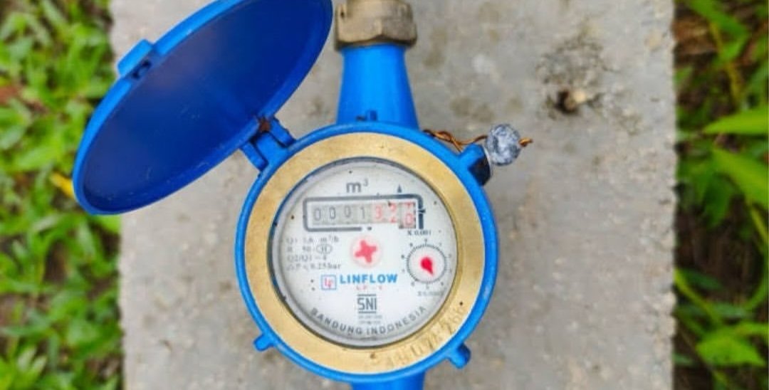 Aksi pencurian meteran air terekam CCTV di Perumahan Villa Mutiara Jaya, Cibitung. Pelaku beraksi di lingkungan permukiman warga. (Ilustrasi)