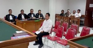 Sidang perdana kasus dugaan suap proyek pembangunan di Kabupaten Bekasi dengan terdakwa pengusaha Sarjan digelar di Pengadilan Tindak Pidana Korupsi Bandung, Senin (9/3/2026).