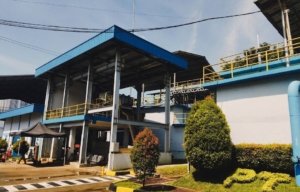 Ilustrasi instalasi pengolahan air Perumda Tirta Bhagasasi yang tetap beroperasi optimal di tengah kebijakan efisiensi energi.