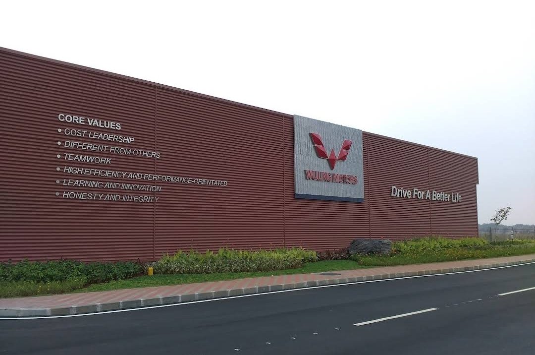 Wuling Eksion, mobil SUV rakitan Cikarang yang siap diekspor ke pasar internasional.