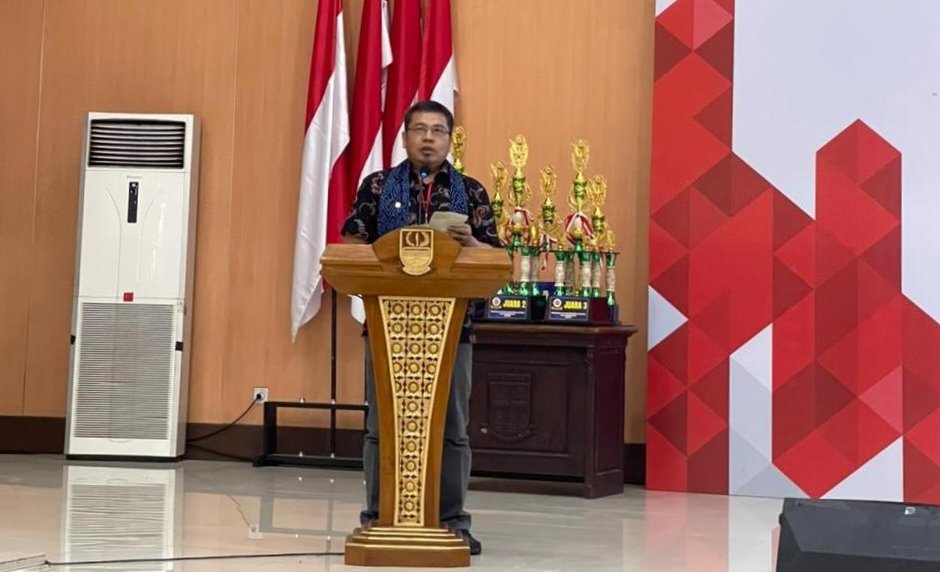 Ketua Kagama Kabupaten Bekasi saat menghadiri Halalbihalal dan puncak lomba karya tulis ilmiah di Cikarang Pusat.