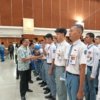 Sekda Kabupaten Bekasi menyapa peserta seleksi Paskibraka 2026 saat tahapan seleksi di Gedung Wibawa Mukti, Cikarang Pusat.