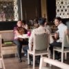 PLT Bupati Bekasi bersama mahasiswa.