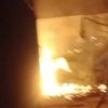 Kobaran api melahap Gedung Ramayana Pasar Baru Cikarang di Desa Cikarang Kota, Cikarang Utara, Minggu malam.