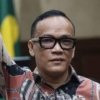 Mantan Wakil Menteri Ketenagakerjaan (Wamenaker) Immanuel Ebenezer Gerungan alias Noel divonis 4 tahun 6 bulan penjara oleh Pengadilan Tipikor Jakarta Pusat dalam perkara suap dan gratifikasi terkait pengurusan sertifikasi keselamatan dan kesehatan kerja (K3) di Kementerian Ketenagakerjaan.