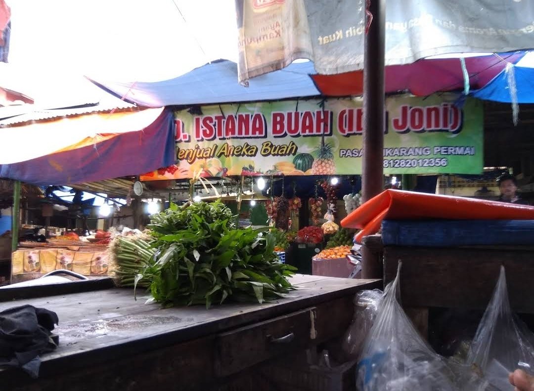 Kondisi Pasar Baru Cikarang, Kabupaten Bekasi, yang rencananya akan ditata ulang melalui program revitalisasi pada 2027. (Ilustrasi)