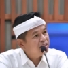 Gubernur Jawa Barat Dedi Mulyadi saat memberikan keterangan terkait kasus penyekapan dan penganiayaan yang terjadi di Kabupaten Bandung.