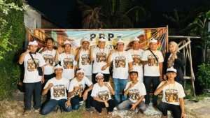Suasana Pesta Rakyat Pilar (PRP) di Kampung Pilar, Desa Cikarang Kota, Kecamatan Cikarang Utara, yang dipadati warga untuk menikmati kuliner UMKM lokal dan berbagai rangkaian hiburan.