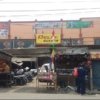 Petugas kepolisian melakukan olah tempat kejadian perkara (TKP) di sebuah ruko kawasan Pasar Tegal Danas, Cikarang Pusat, setelah seorang pekerja bangunan ditemukan meninggal dunia saat proses renovasi.