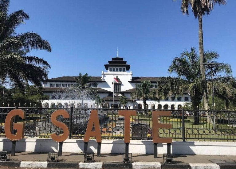 Ilustrasi kawasan perumahan di Jawa Barat. Guru Besar Universitas Padjadjaran mengusulkan adanya Perda yang mengatur penggunaan nama berbahasa Sunda untuk perumahan dan destinasi wisata.