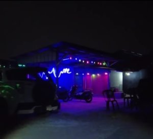 Petugas Polda Metro Jaya melakukan pengungkapan dugaan tindak pidana perdagangan orang (TPPO) yang melibatkan anak di kawasan Tenda Biru, Cibitung, Kabupaten Bekasi.